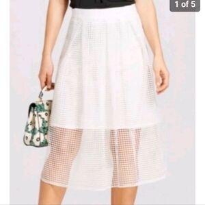 WHO WHAT WEAR Skirt Womens White Cage Skirt A-Line Pleated Size 6